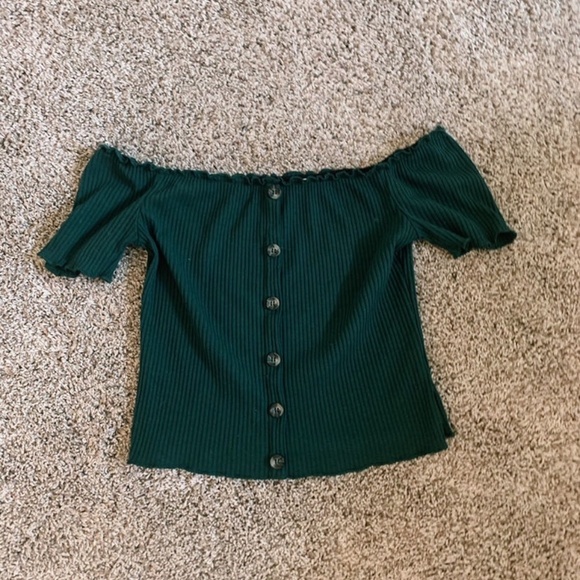 DARK Green Off the Shoulder Top - Picture 4 of 5